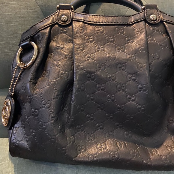 Gucci Black Leather Sukey Handbag - Picture 12 of 16